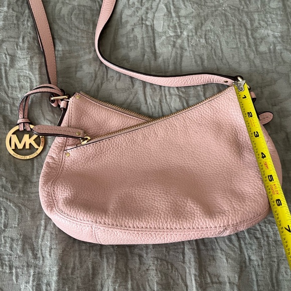 Michael Kors Blush Pink Crossbody Bag with Gold Accents - Picture 8 of 8